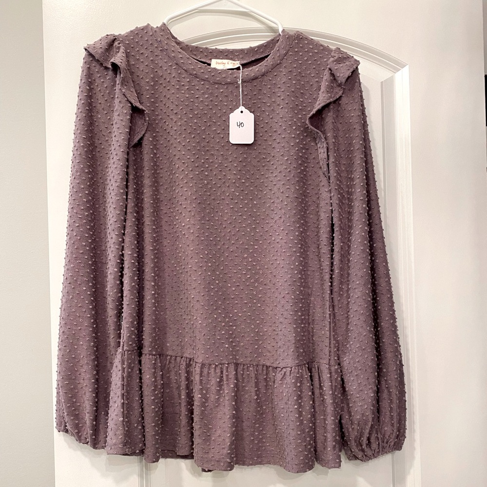 Ruffle dot peplum top